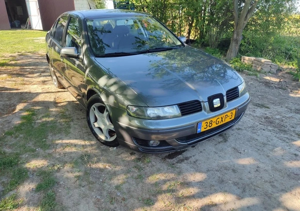 Volvo S60 cena 3000 przebieg: 280000, rok produkcji 2004 z Poniatowa małe 277